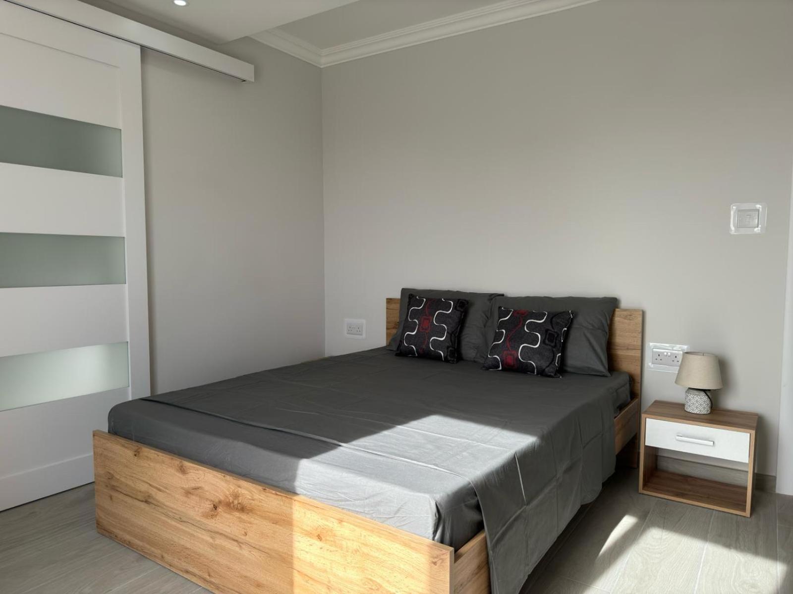 Luxury & Modern Two Bedroom Marsaskala Apartment Buitenkant foto